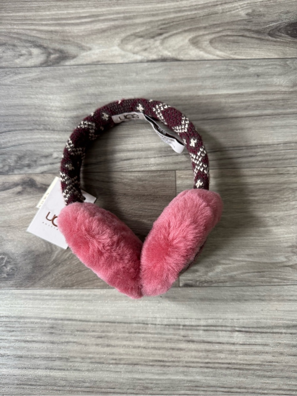 NWT UGG Australia Nordic-Patterned Shearling Earmuffs Assorted Color One Size - Picture 2 of 8